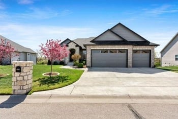 4724 N Elk Creek Dr, Wichita, KS 67226