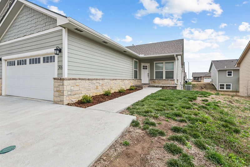 331 127th St E Bldg #42/506, Wichita, KS 67206