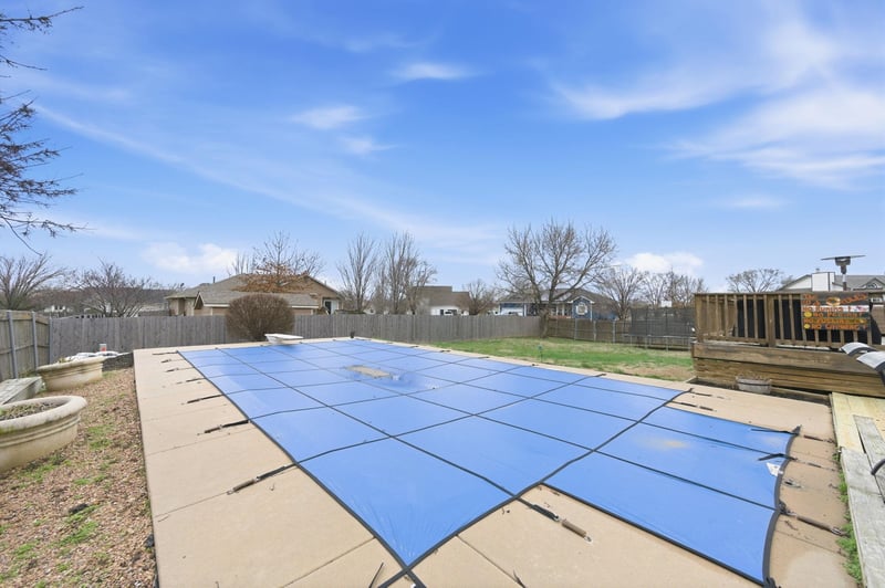 145 N Wichita St, Benton, KS 67017