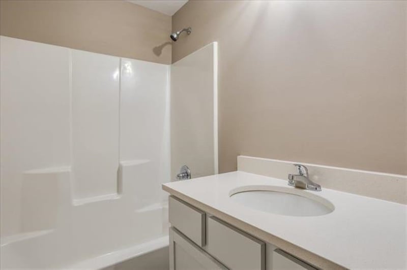 1629 Limuel St, Wichita, KS 67235