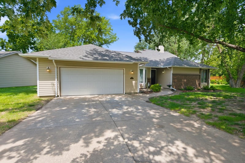 519 Partridge Ln, Derby, KS 67037