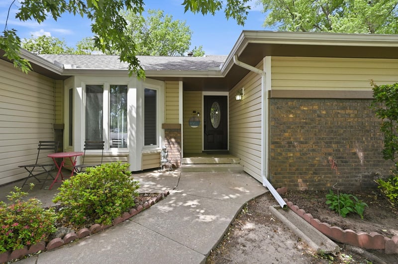 519 Partridge Ln, Derby, KS 67037