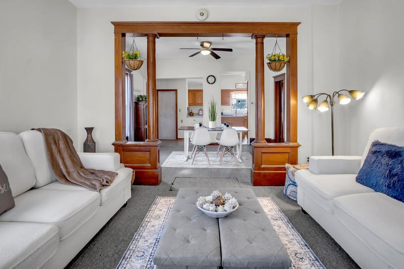 901 N Locust St, Peabody, KS 66866