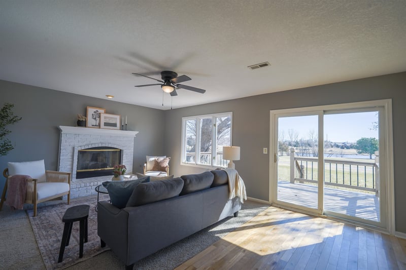 330 Fairway Cir, Andover, KS 67002