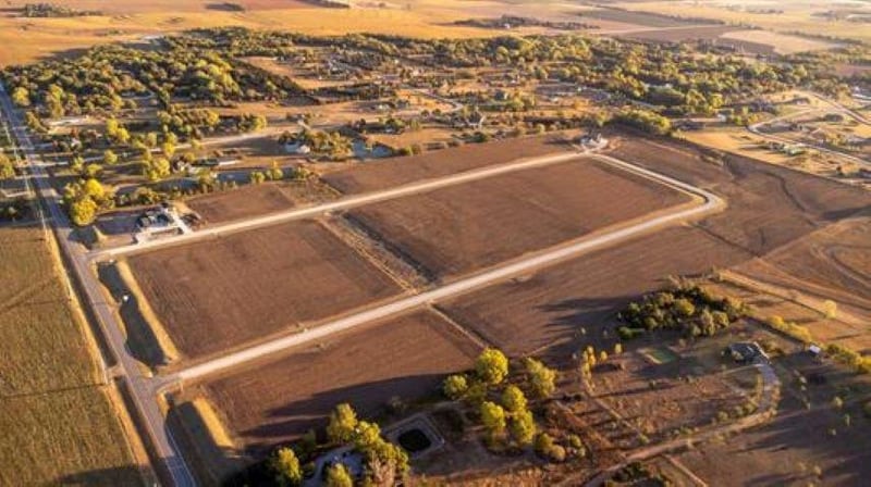 19966 Pine St, Goddard, KS 67052