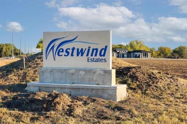 19966 Pine St, Goddard, KS 67052