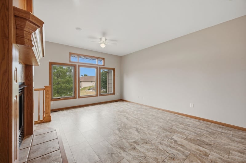 1660 Kay St, Derby, KS 67037