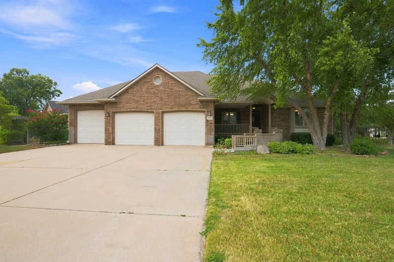 1660 Kay St, Derby, KS 67037