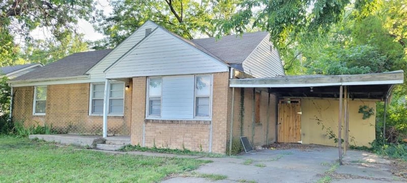 1633 Pershing St, Wichita, KS 67208