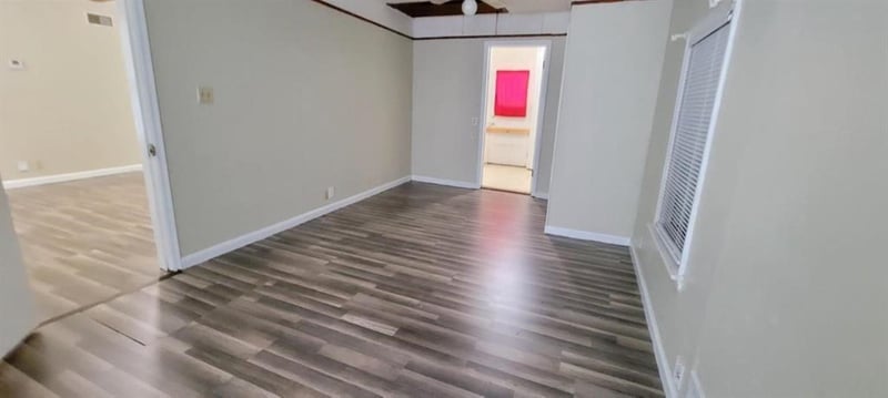 1633 Pershing St, Wichita, KS 67208