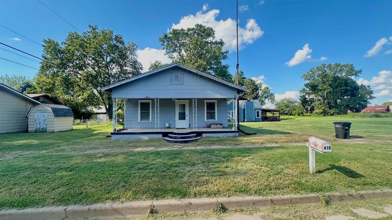 410 E Taylor Ave, Arkansas City, KS 67005