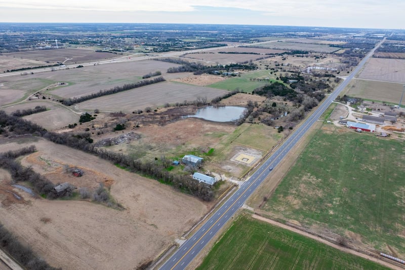0000 Broadway Ave, Valley Center, KS 67147