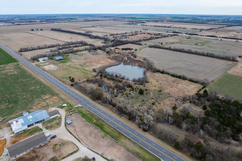 0000 Broadway Ave, Valley Center, KS 67147