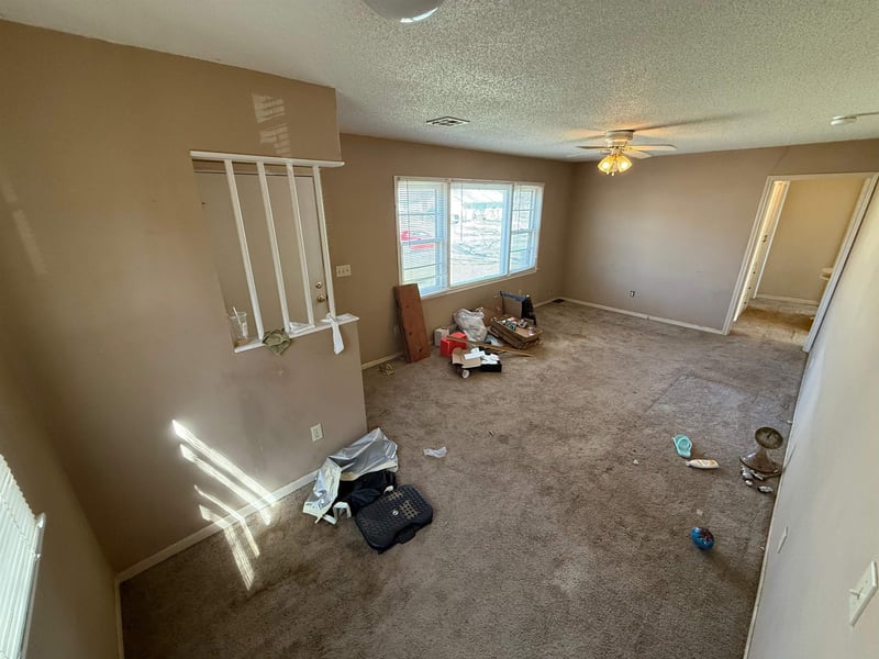 7301 E Castle Dr, Wichita, KS 67207