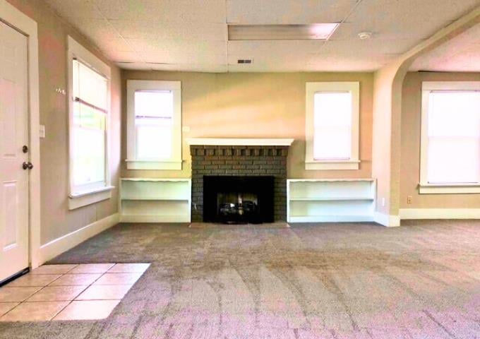 1538 Main St, Wichita, KS 67213