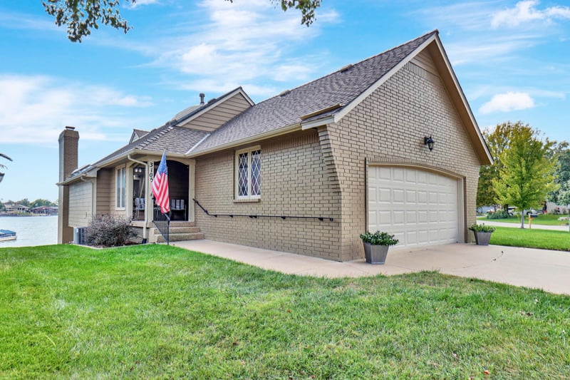 3105 W Keywest Ct, Wichita, KS 67204