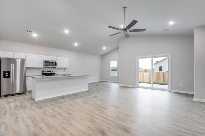 1794 Redbud Ln, Goddard, KS 67052