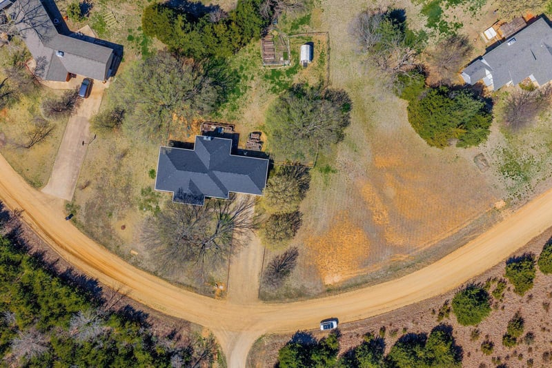 3 Oakwood Dr, Arkansas City, KS 67005