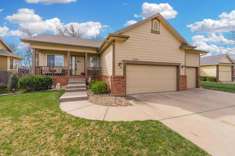 2905 E Lanners Cir, Wichita, KS 67219