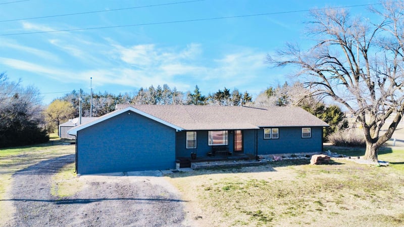 7026 SW 50th St, El Dorado, KS 67042