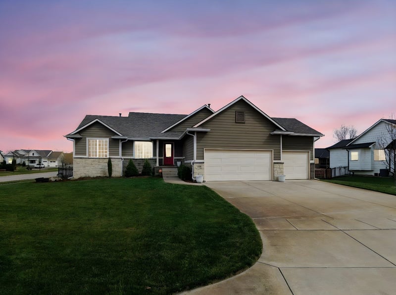 6501 Kollmeyer Ct, Wichita, KS 67205