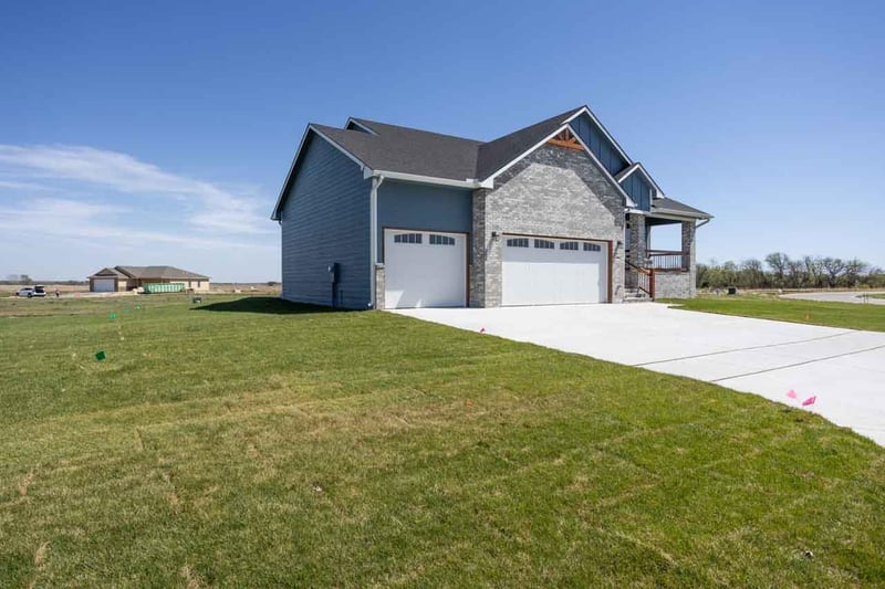 461 S Stoney Creek St, Clearwater, KS 67026