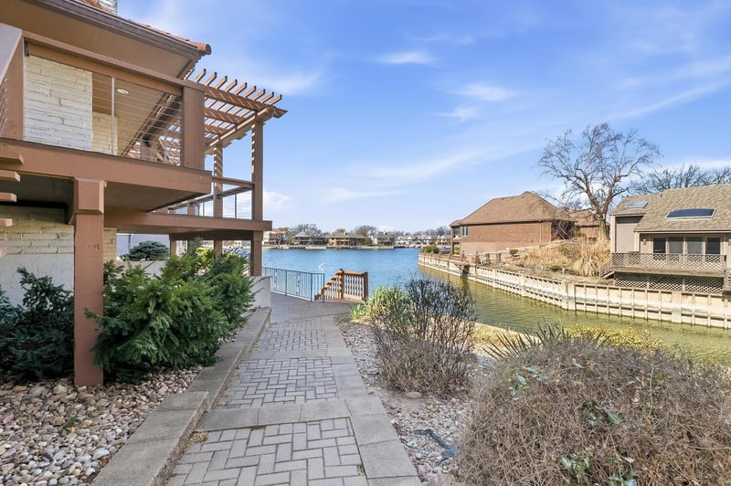 2804 W Bentbay Cir, Wichita, KS 67204