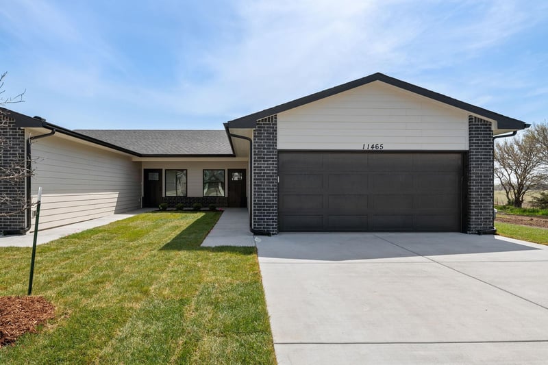 11324 35th Cir, Wichita, KS 67215