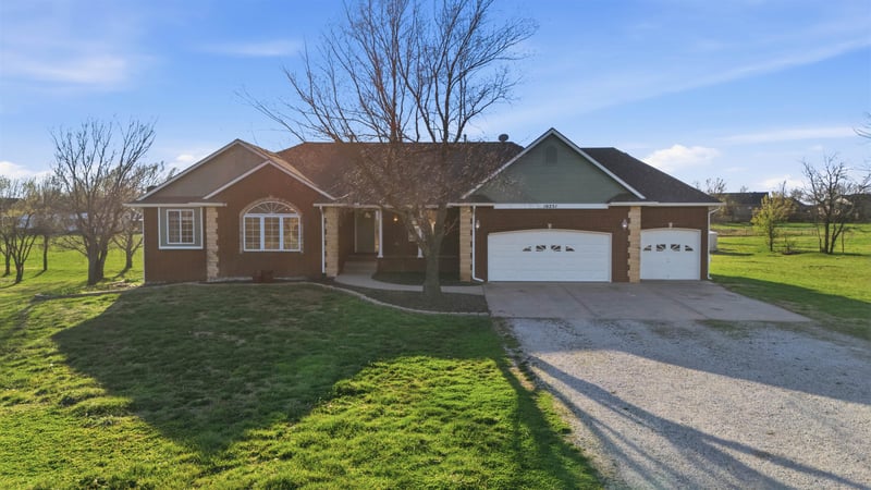 10251 S 89th Cir E, Mulvane, KS 67110