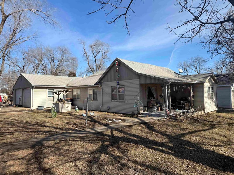1208 6th Ave, El Dorado, KS 67042