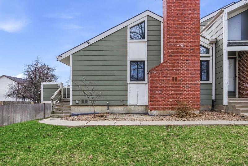 2021 N Broadmoor #101, Wichita, KS 67206