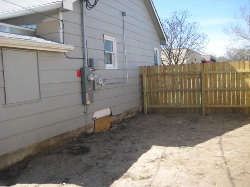 1928 Laura Ave, Wichita, KS 67211