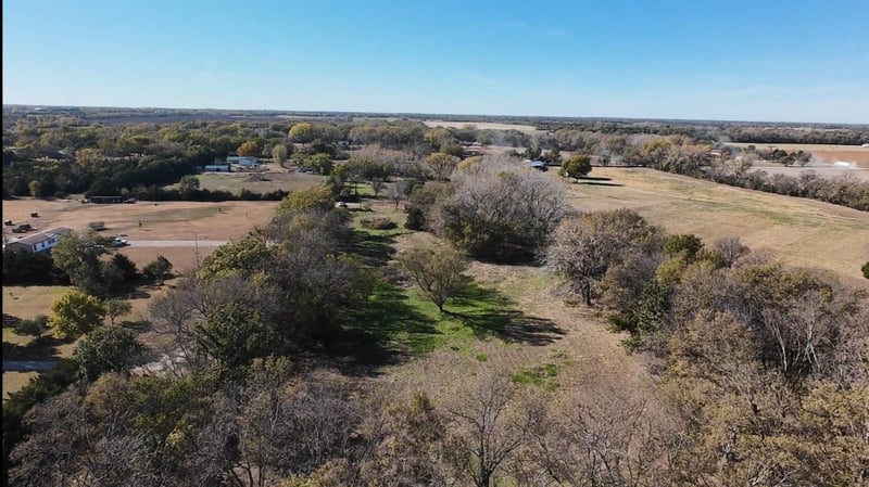 11810 SW 203rd St, Douglass, KS 67039