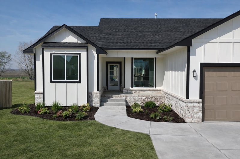 5877 N St Paul Ct, Wichita, KS 67204