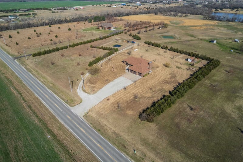 5200 103rd St S, Peck, KS 67120