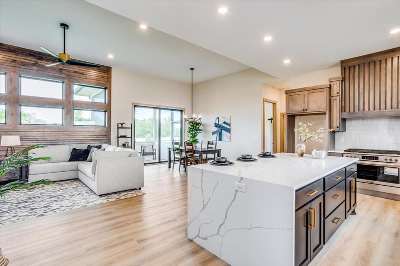 9650 W Cedar Ln, Maize, KS 67101