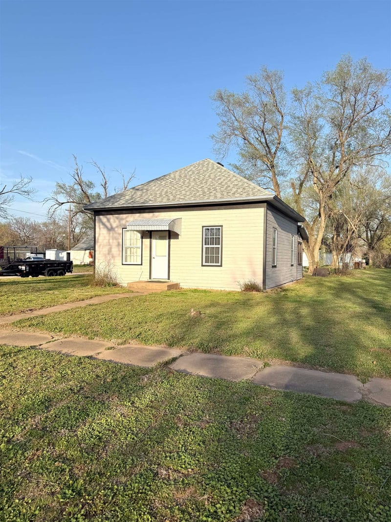 401 Lincoln Ave, Anthony, KS 67003