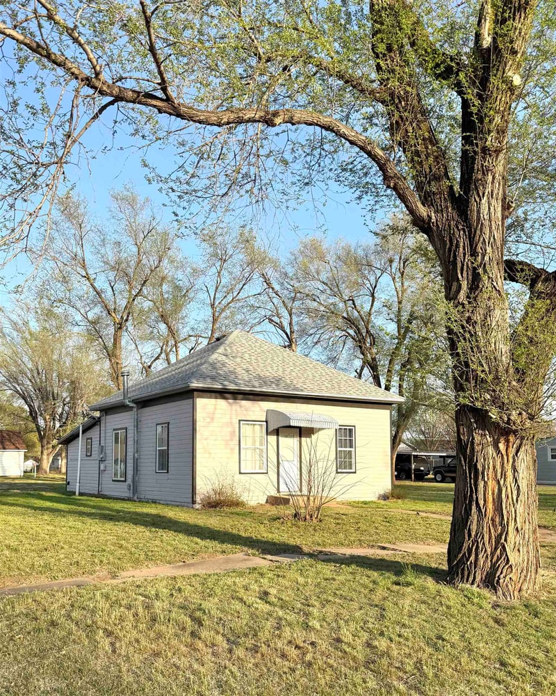 401 Lincoln Ave, Anthony, KS 67003
