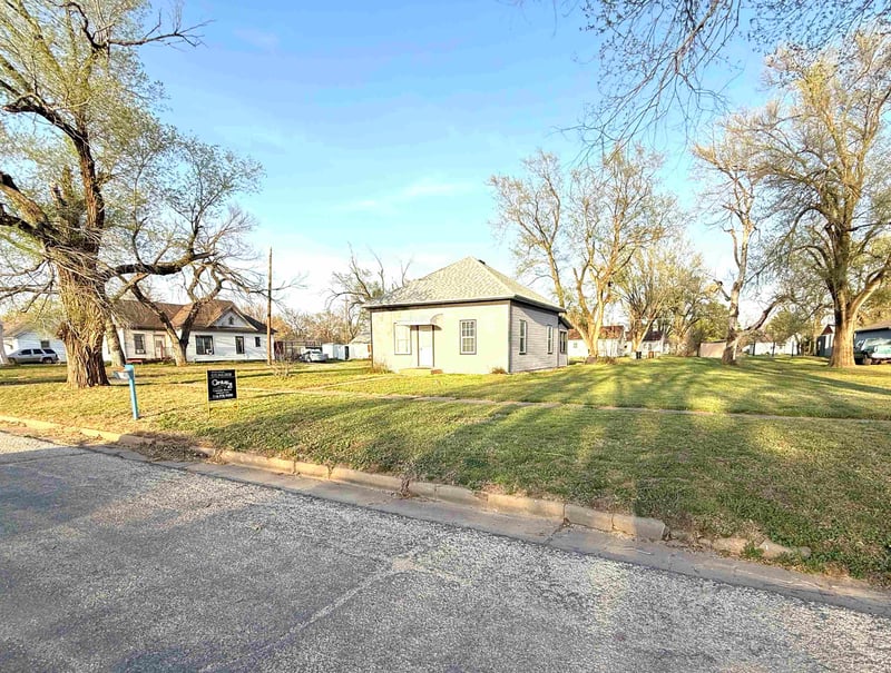 401 Lincoln Ave, Anthony, KS 67003