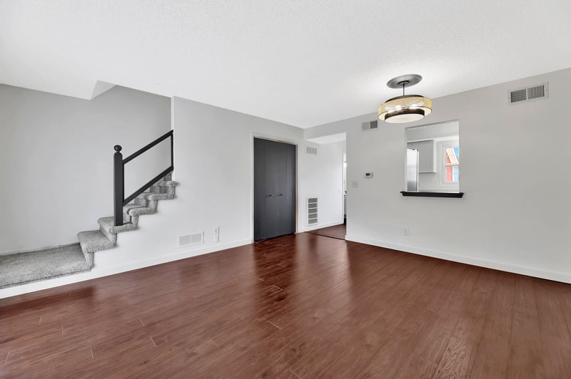 6725 N Shade Ln Apt 1502, Wichita, KS 67212