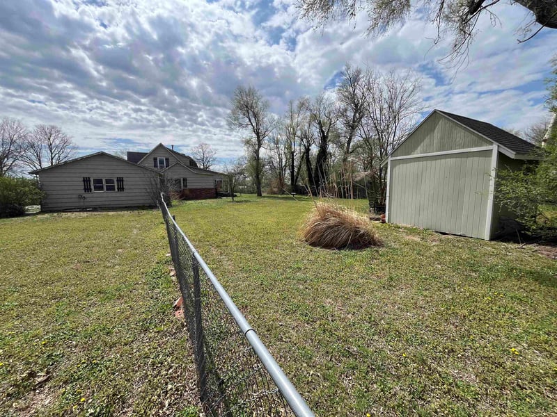 1512 Blanchard Ave, South Hutchinson, KS 67505