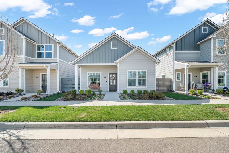 415 Park Pl, Andover, KS 67002