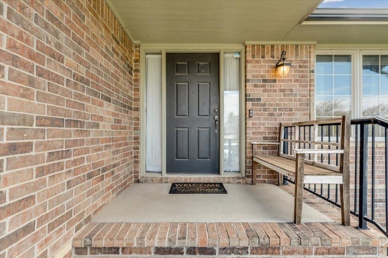 311 Evergreen Ct, Cheney, KS 67025