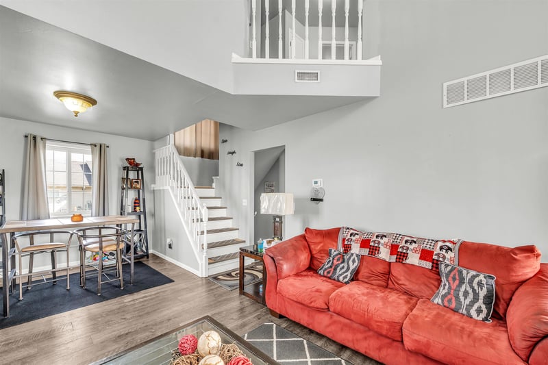 210 Hymer Dr, Sedgwick, KS 67135