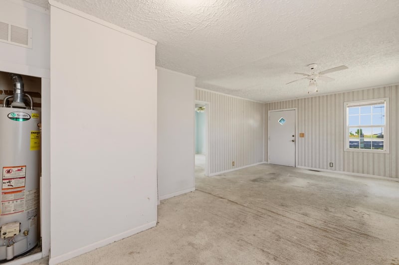 1536 N Andover Rd, Andover, KS 67002