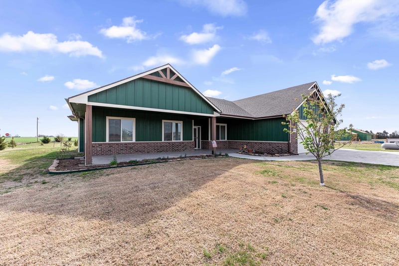 3700 Tapestry Ln, Goddard, KS 67052