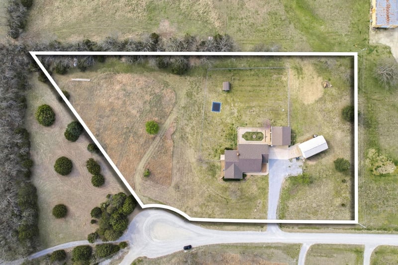 16711 SW 154th Ter, Rose Hill, KS 67133