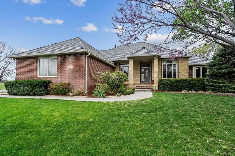 1401 N Sandpiper St, Wichita, KS 67230