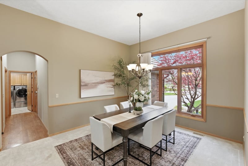 5135 N Harborside Ct, Wichita, KS 67204