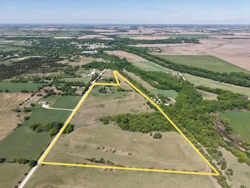1555 2150 Avenue , Enterprise, KS 67441